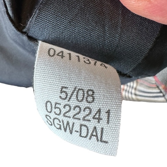 Tommy Hilfiger - Puffer Vest Gray Plaid Zipper Closure, Size: Large - Picture 9 of 16